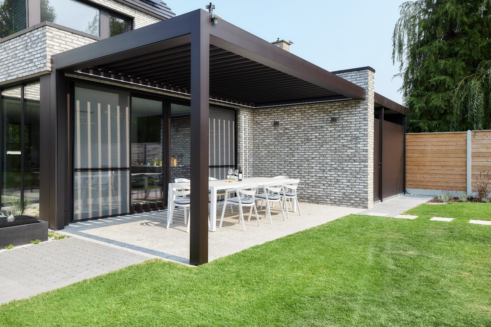 Aluminum Construction Pergola