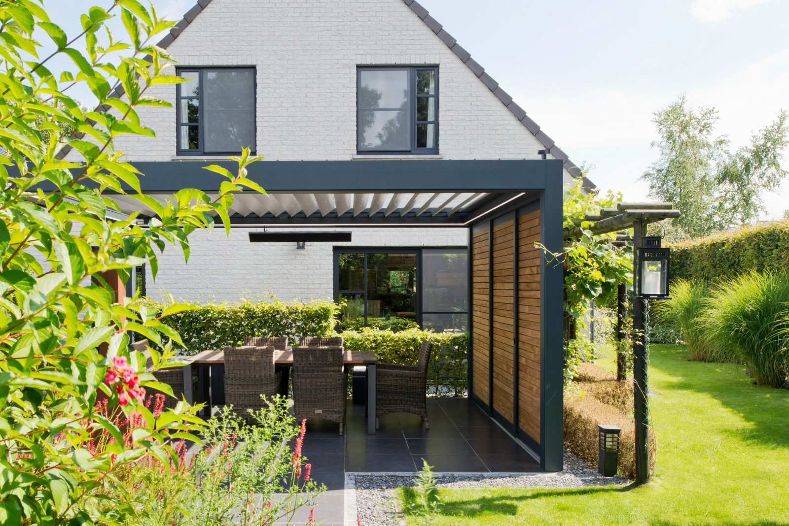 Custom Backyard Pergola Design
